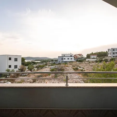 Sunny Apartment