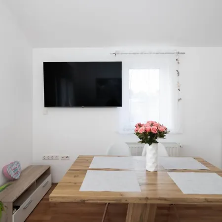 Sunny Apartment Sibenik